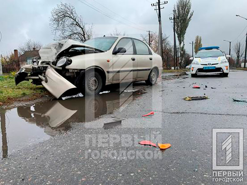 В Кривом Роге такси попало в жесткое ДТП: пострадала 7-летняя девочка (фото) - Новости "Такси Сервис", Украина